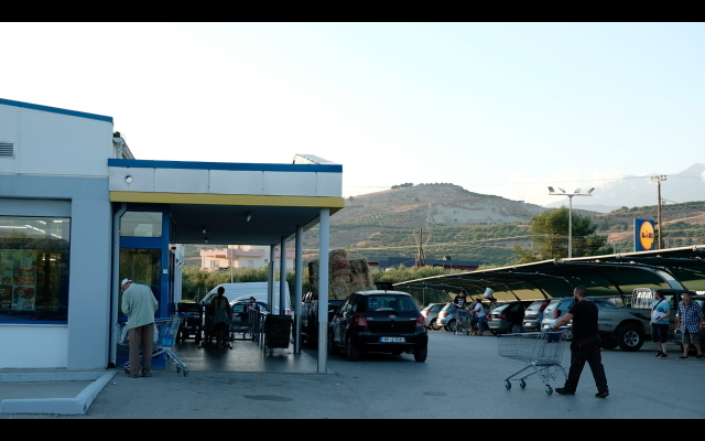 Lidl-Supermarkt bei Pitsidia, Extra-Material 'The Logistics of Paradise', (c) Paula Hildebrandt